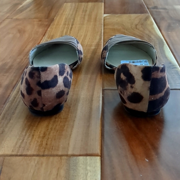 New flats size 6.5. Zigi Soho. Leopard print - Picture 4 of 4